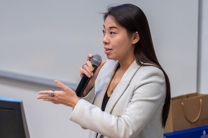 Miss Vivian Siu