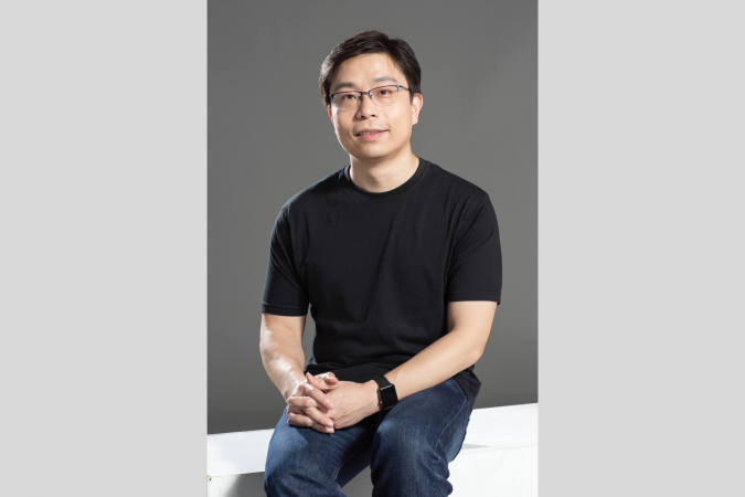 科大馮諾依曼研究院院長兼計算機科學及工程學系講座教授賈佳亞教授帶領的團隊成功開發AI圖像生成和編輯器「DreamOmni2」,不僅在傳統指令編輯和實體物件生成上表現卓越,更在抽象概念的理解和生成方面有重大突破。