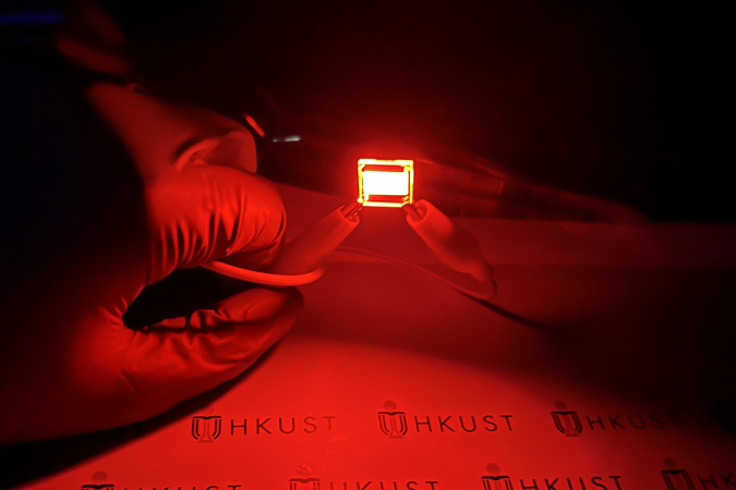 A sample of the red QR-LED with record-high efficiency developed by the research team.