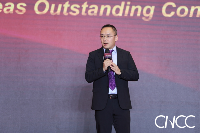 Prof. Xie Yuan spoke at the China Computer Federation’s award presentation ceremony.