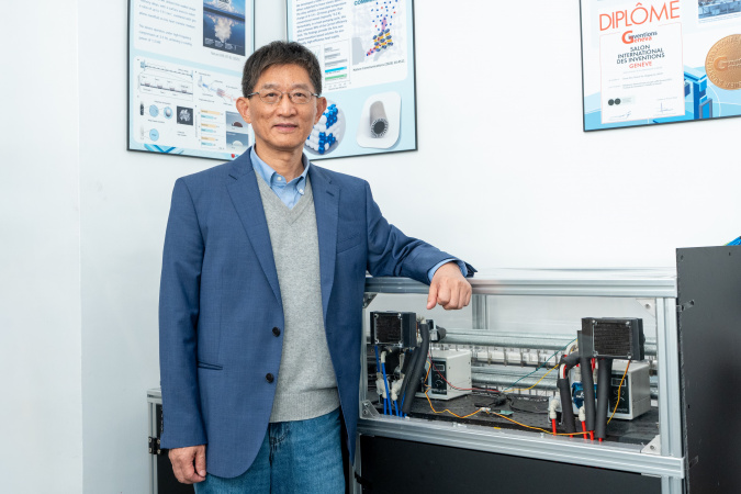 Prof. Sun is contributing an innovative experimental payload to validate next-generation thermal management technologies in the space environment.