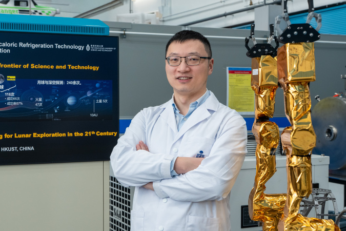 Prof. Wang’s team is developing a sophisticated thermal management system using advanced materials and controlled fluid loops.
