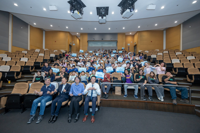 The Fourth Robot Explorer Cup, supported by Bank of China (Hong Kong) and organized by HKUST School of Engineering, provided an exciting platform for 116 students from 17 primary and secondary schools to apply programming and mechanical knowledge in real-world scenarios.