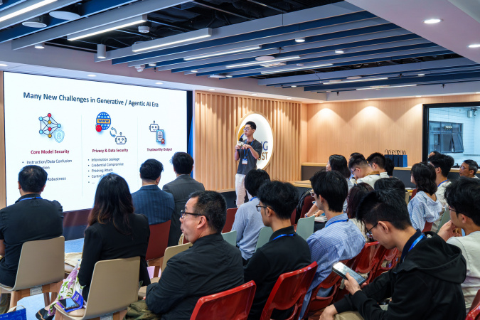 Prof. Zhou Mingxun, Assistant Professor of CSE