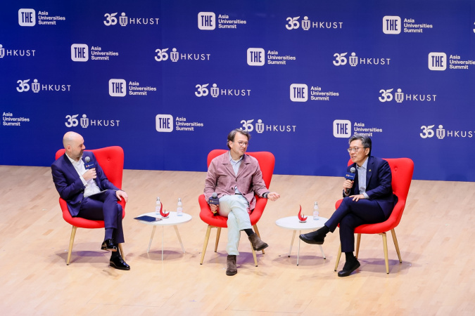 A fireside chat between Prof. Harry Shum, Chairman of the HKUST Council (right), and Judson Althoff, CEO of Microsoft’s Commercial Business (middle), delves into the transformative power of AI across both industry and academia, discussing how universities can collaborate with global technology leaders to prepare students for an AI-pervasive world. The session is moderated by Prof. Frederik Anseel, Dean of Business and Management of HKUST (left).