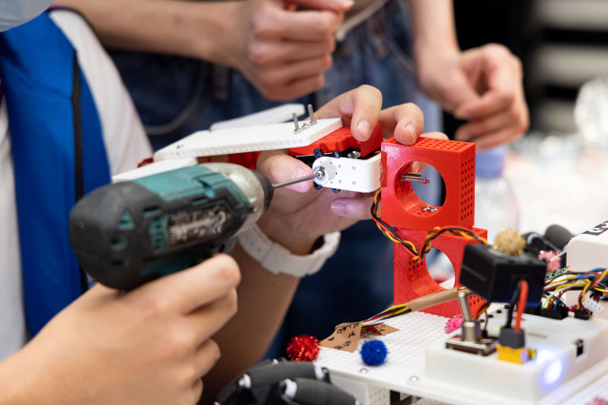 The robots were built by the student teams with 3D printed parts and their creativity. 
