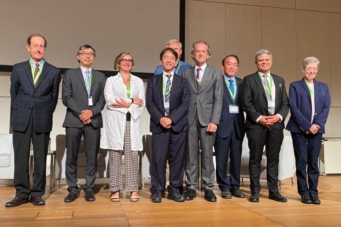 Prof. Mohamed S. Ghidaoui (second right) and other members of the outgoing and incoming IAHR leadership teams at the 40th IAHR World Congress