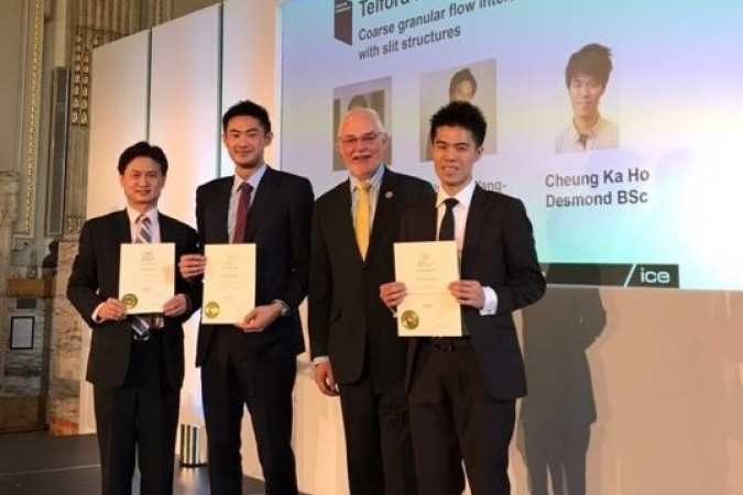 Prof Charles W W Ng and Prof Clarence Edward Choi (middle and 2nd from right) received the Prix R M Quigley Award (Honorable Mention) in Ottawa, Canada on October 2, 2017.