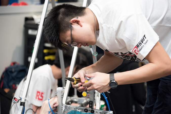 HKUST Named Champion of Robocon 2017 Hong Kong Contest – Eighth Victory Since 2004