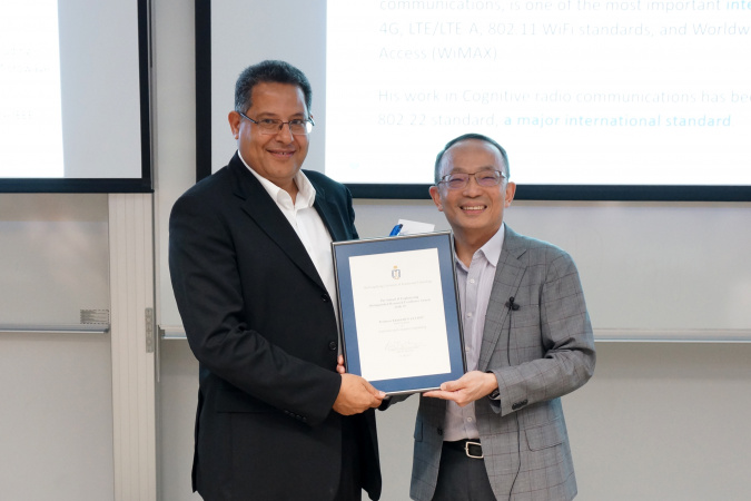 Prof. Letaief received the School of Engineering Distinguished Research Excellence Award from Dean of Engineering Prof. Tim Cheng in 2019. It is the highest School-wide research award with only one recipient selected over a period of three years.