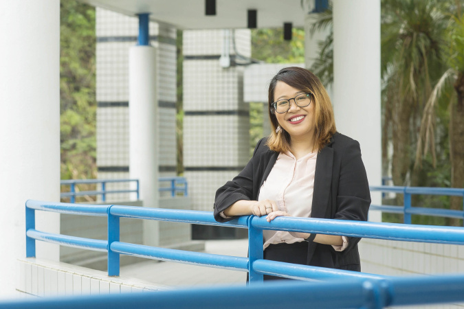 Cristine ESTRADA, PhD Student of Electronic and Computer Engineering, received the Best Paper Award, at the 51st IEEE European Solid-State Device Research Conference (ESSDERC).