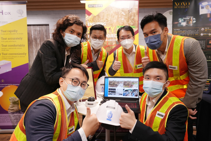 “Autosafe” developed by a team of five including Civil and Environmental Engineering research postgraduate students Peter WONG Kok-Yiu and Issac LEUNG Pak-Him won the Champion (Platinum Award) at the HKUST-Sino One Million Dollar Entrepreneurship Competition 2022.