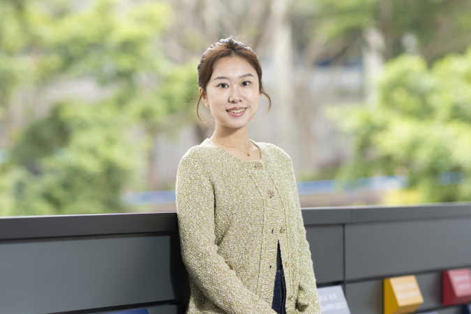 Electronic and Computer Engineering PhD student CHENG Yuechu, supervised by Prof. LIN Yen-Hung, received the Young Leaders Award at the Society for Information Display (SID)’s Display Week 2025.