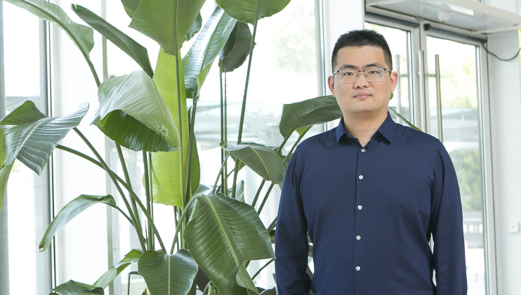 Prof. Chen Hao became one of the 12 inaugural Asian Young Scientist Fellows selected from a large group of highly competitive nominees in Asian region. 