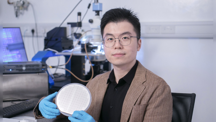 Prof. Yang Yansong’s research contributes to the commercialization of 5G RF filters.