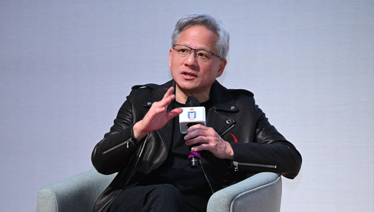 Dr. Jensen HUANG