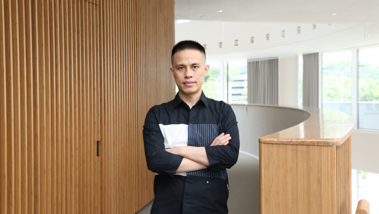 傅林教授在航空及相关工程领域的教育、研究及服务方面作出了卓越贡献，备受表扬。