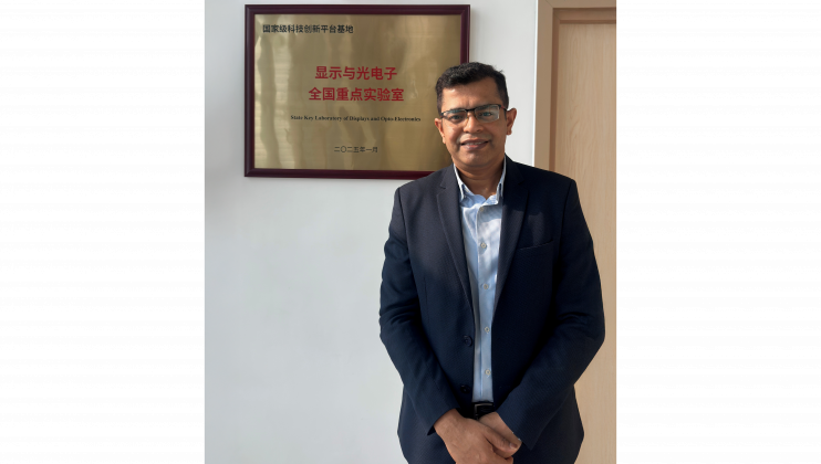Prof. Abhishek Srivastava was cited “for sustained leadership in optical materials innovation, pioneering advances in ferroelectric liquid crystals, LC alignment technologies, and quantum rod performance for visual display systems.”