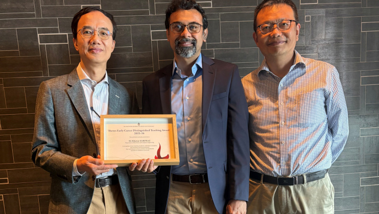 Dr. Khawar Sarfraz (center), Lecturer I in the Department of Electronic and Computer Engineering (ECE), received the Thetos Early Career Distinguished Teaching Award 2025-26 from Prof. Jimmy Fung (left), HKUST Associate Provost (Teaching & Learning). Also pictured is Prof. Yu Weichuan (right), Associate Head (PG Studies and Outreach) of the ECE Department.