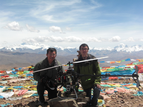 World's First Autonomous Flight Over Mount Everest